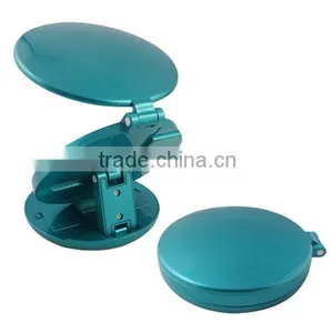 Travel Mirror With Led Lights & Magnifying Compact Mirror With Led Light thumbnail-2