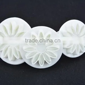 46 PCs Set Fondant Cake Cutter Ejector Stamp + Modeling + Smoother + Border Decoration Fondant Marzipan Plunger Cutter SV009933 thumbnail-5