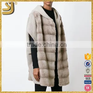 Vogue Black Modern Fashion Hooded Women Winter Mink Short Sleeve Fur Coats thumbnail-3