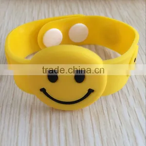 Newest Soft Pvc Emoji Face Bracelet thumbnail-3