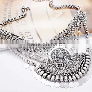 European and American High-end 2 Color Fashion Jewelry Pendant Chain Accessories Multilayer Necklace for Woman thumbnail-2