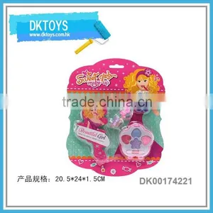 Fashion Girl Plastic Cosmetic Kit Beauty Makeup Set Toy thumbnail-1