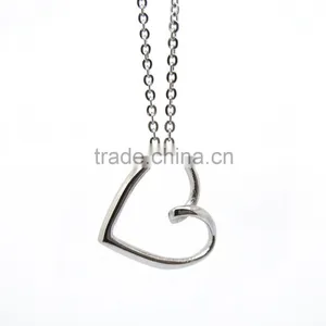 Elegant Design Stainless Steel Girl's Heart Shaped Pendant thumbnail-1