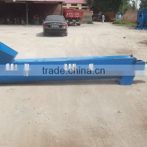 Plastic Flakes Screw Conveyor thumbnail-1