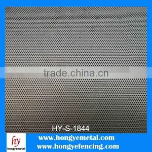 2.4mm Ulna and Radius Locking Plate System Surgical Plate Hot Selling Decorative Mini Plates 7 Holes Titanium thumbnail-3