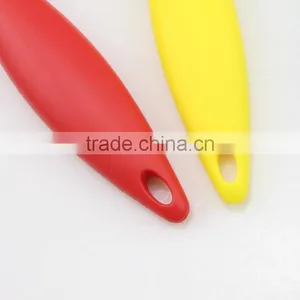Different Color Super Blade Ceramic Peeler thumbnail-3