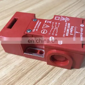 Allen Bradley Safety Interlock Switch 440K-T11090 thumbnail-2