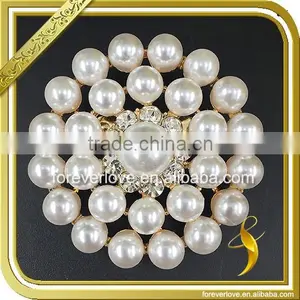 Iron on Pearl Huge Rhinestone Brooches in Bulk for Wedding Invitations FB-069 Supplier's Choice thumbnail-1