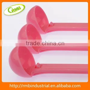 Washing Powder Spoon With Clip thumbnail-1