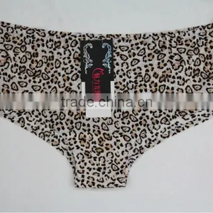 One Piece Seamless Hot Sexy Leopard Print Women's Shorts thumbnail-1