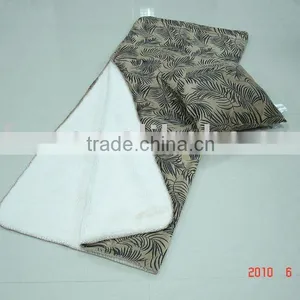 100% Polyester Knit Embossed Short Fur With Sherpa Blanket thumbnail-1