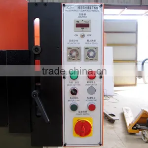 Automatic Hydraulic Cutting Machine for Rubber Footwear thumbnail-3