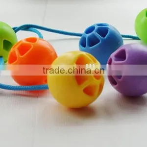 Genuine 1970's Plastic Toy/clacker Toy Selling Best thumbnail-3