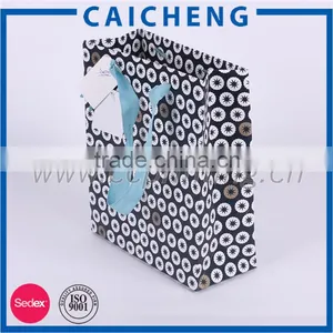 Fashion Paper Shopping Bag Black Luxury Paper Gift Bag thumbnail-4
