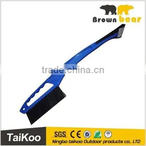 Portable Small Brush Ice Scraper thumbnail-1