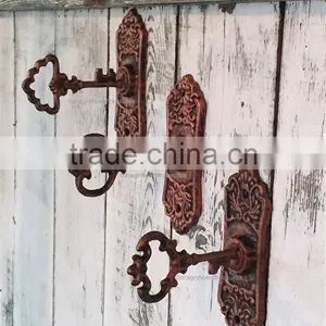 CAST IRON SKELETON KEY HOOKS SET 3 thumbnail-1