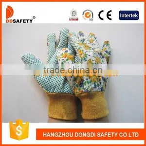 Flower Design Women's Garden Gloves thumbnail-1