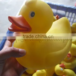 Wholesale 15cm Floating Upright Big Rubber Duck , Huge Race Rubber Duck, Large Bath Duck thumbnail-1