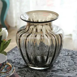 Beautiful Glass Vases thumbnail-1