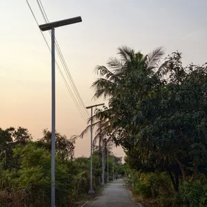 100W Solar Lights 11000Lumens Unique Design All in One Solar Street Light thumbnail-4
