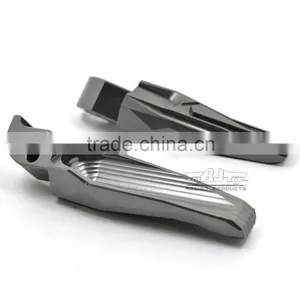 BJ-FP-002 Wholesale CNC Foot Pegs Motorcycle Footrest Part For Yamaha Tmax 530 Adjustable Rearset thumbnail-5