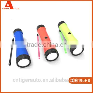 2015 Wholesale Dry Battery LED Flashlight Torch With Foldable Head thumbnail-5