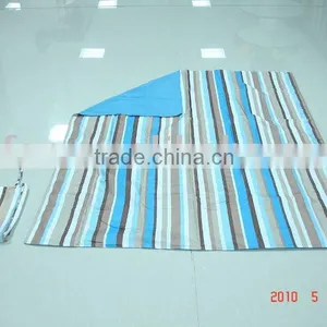 Polar Fleece Campling Blanket With Bag thumbnail-1
