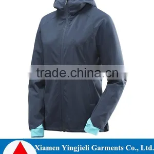 Hooded Softshell Jacket thumbnail-1