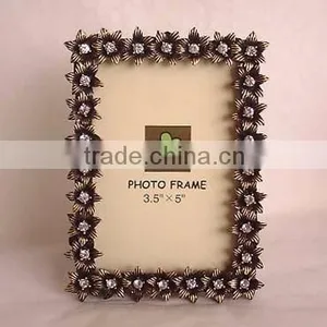 Jewel in Flower Decorated Metal Zinc Alloy Photo Frame for Home Decoration thumbnail-1