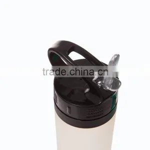 Outdoors Water Bottle Food Grade Silicone Water Bottle With Handle and Straw thumbnail-5