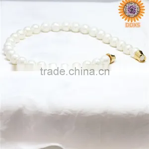 White 10mm AAAA+ White Magnetic Clasp Shell Pearl Necklace thumbnail-4