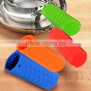 2015 Hotsale Fashion Design Silicone Pot Handle Sleeve for Metal thumbnail-1