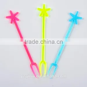 Colorful Plastic Fruit Forks Wholesale thumbnail-2