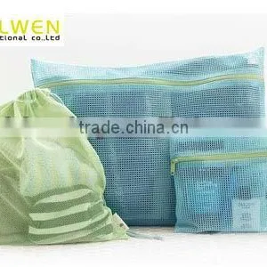 Series Mesh Travel Pouch thumbnail-1