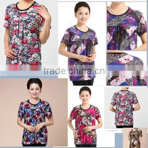 2017 New Middle-aged Women's Ice-silk Round Neck T-shirt Single Large Size Mother Loaded Short-sleeved Shirt thumbnail-3