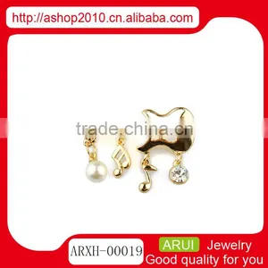 Fashion 2014 New Gold Guitar Instrument Pearl Brooches Wholesale thumbnail-1