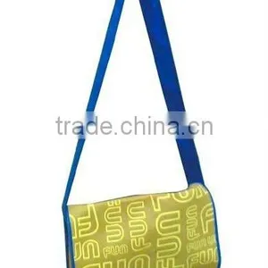 36cm x 32cm x 11cm 420D Message Shoulder Bag thumbnail-5