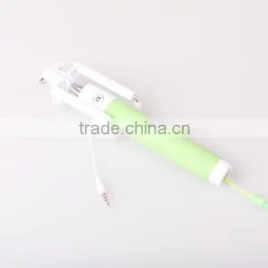 Mini Selfie Stick With 20cm Length Only After Folding, no Need Bluetooth Selfie Stick, Hot Selling Wired Selfie Stick thumbnail-6