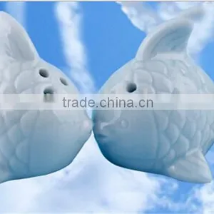 Wedding Favors Two Lovely Fishes Salt&Pepper Shakers thumbnail-5