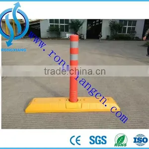 New Design Traffic Plastic Lane Separator for Road Divider thumbnail-1