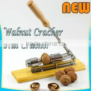 Factory Wholesale Handy Quick Metal Walnut Nut Cracker thumbnail-1