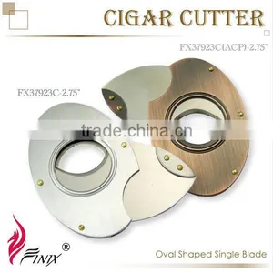 Oval-Shaped Cigar Cutters thumbnail-1