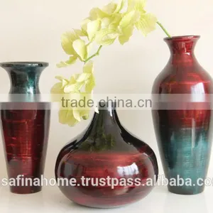 Round Colored Lacquer Flower Vase thumbnail-1