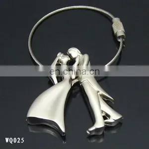 Zinc Alloy Carabiner Keychain Lover Key Holder for Couple for Valentines Gift thumbnail-1