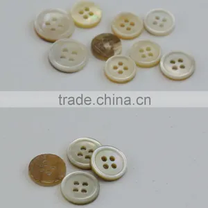 White M.O.P. Shell 4-hole Button thumbnail-4