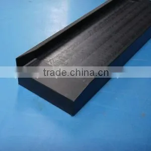 Low Noise Self-lubricanting Linear Uhmw pe Guide Upe Guide thumbnail-1