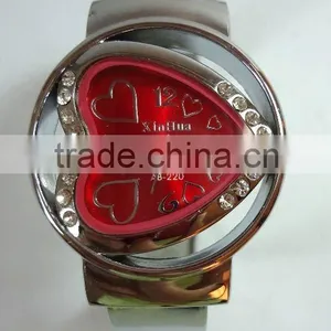 Valentine's Watch With Heart Shape Case thumbnail-1
