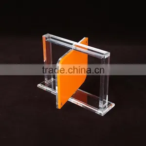 China Customized Acrylic/plexiglass Photo Frame thumbnail-1