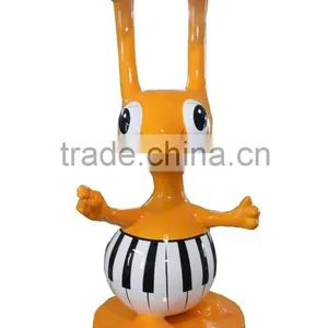 Resin Cartoon Ant Statue thumbnail-1