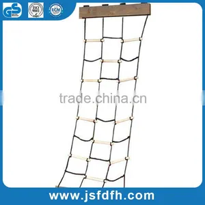 Heavy Duty Outdoor Rope Climbing Ladder Safety Climb Ladder For Children thumbnail-4